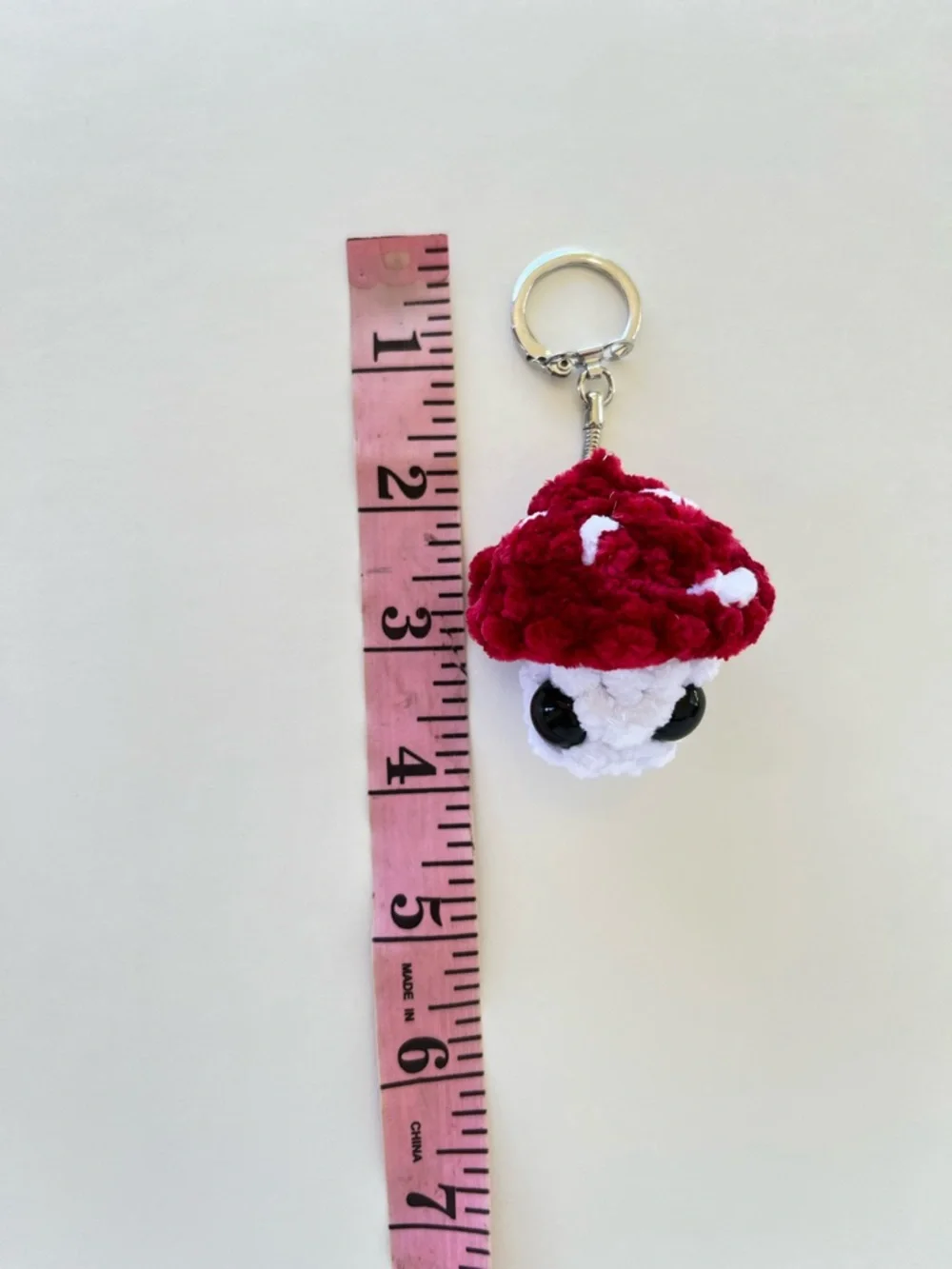 Crochet stuffed mushroom keychain - Picture 4 of 5